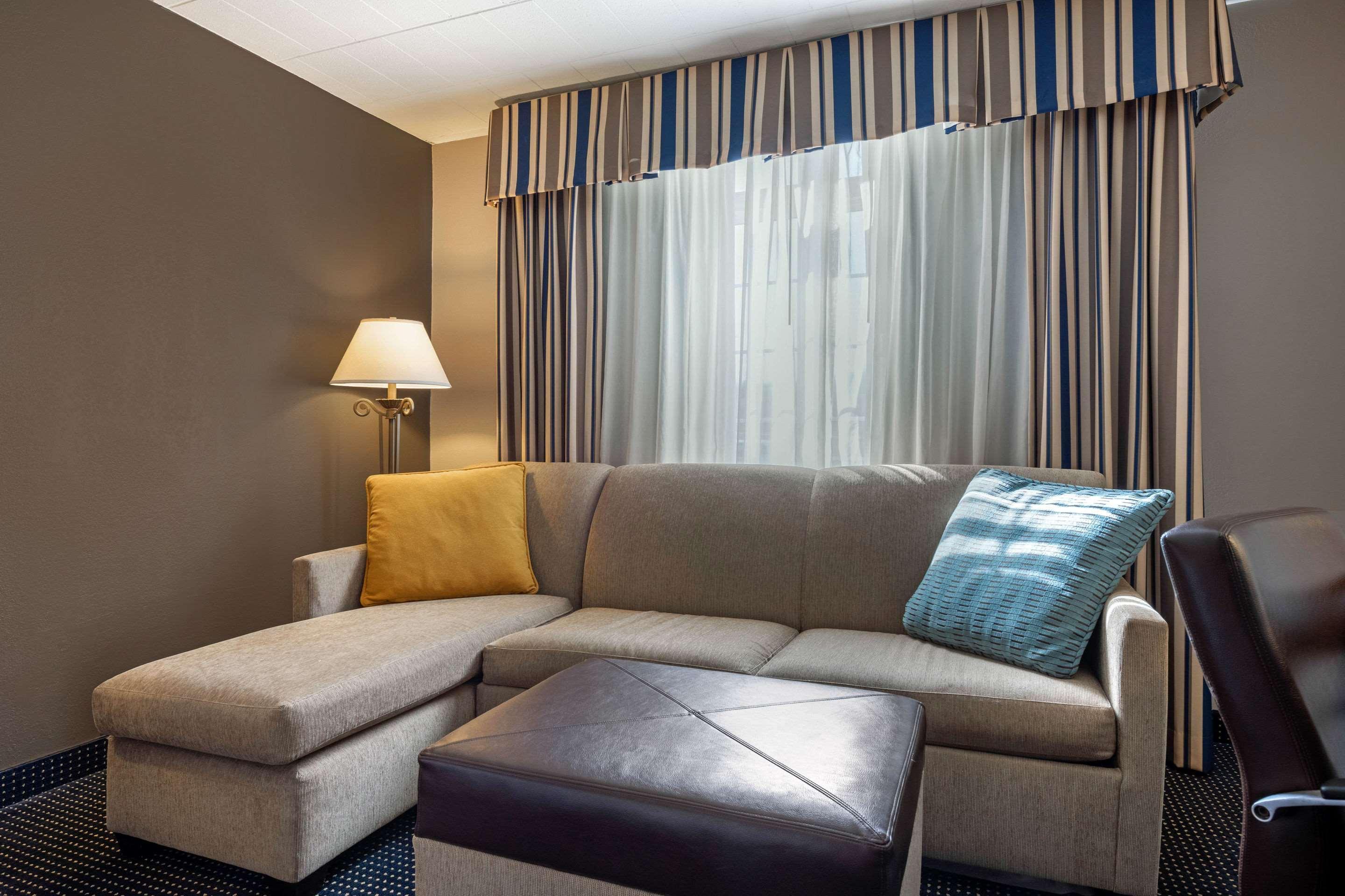 Clarion Hotel And Conference Center Harrisburg West New Cumberland Exteriér fotografie