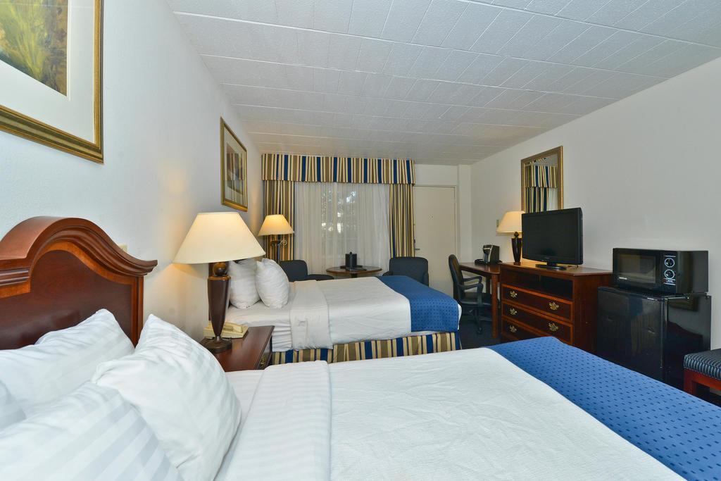 Clarion Hotel And Conference Center Harrisburg West New Cumberland Exteriér fotografie