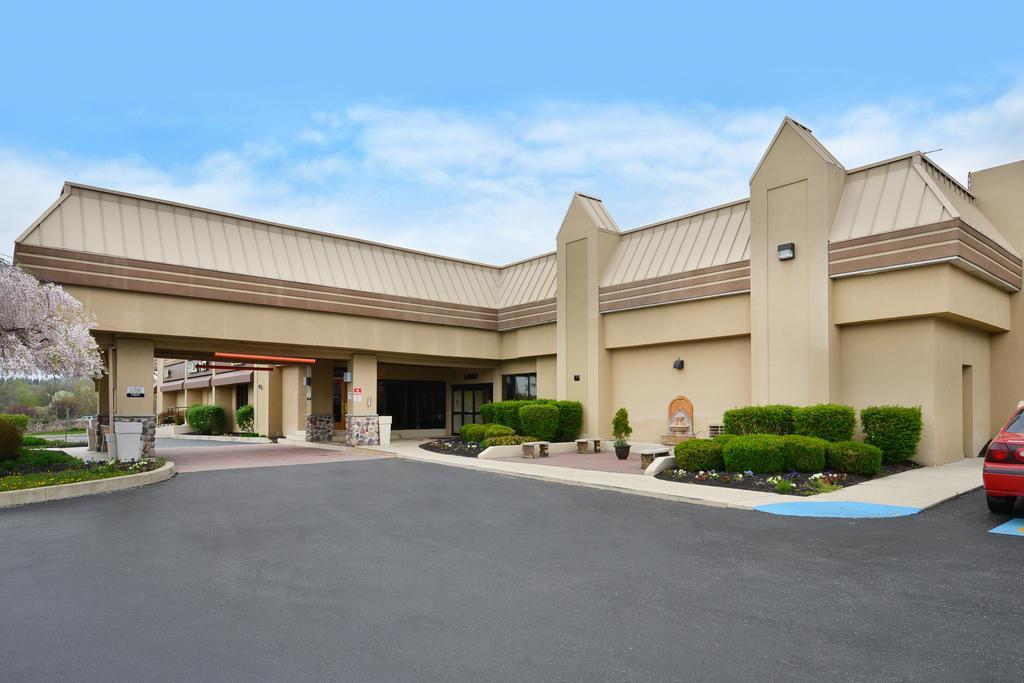 Clarion Hotel And Conference Center Harrisburg West New Cumberland Exteriér fotografie