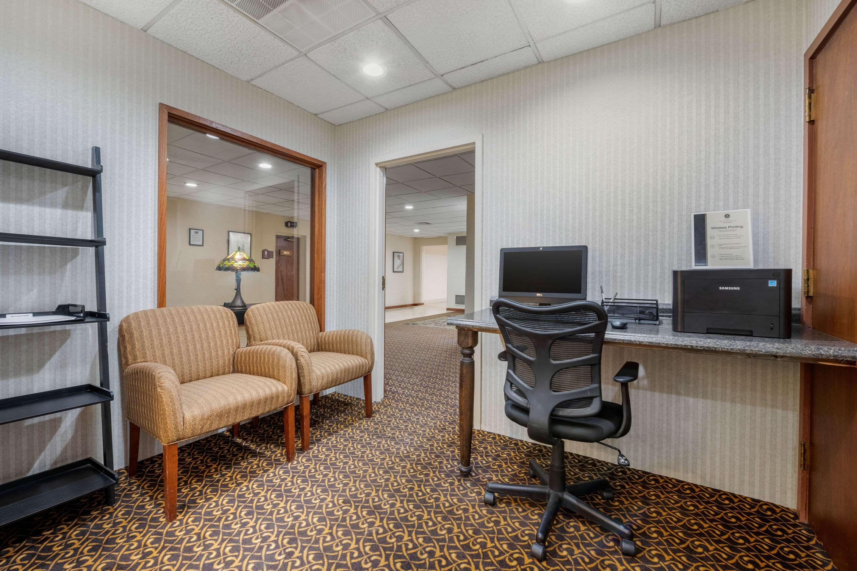Clarion Hotel And Conference Center Harrisburg West New Cumberland Exteriér fotografie