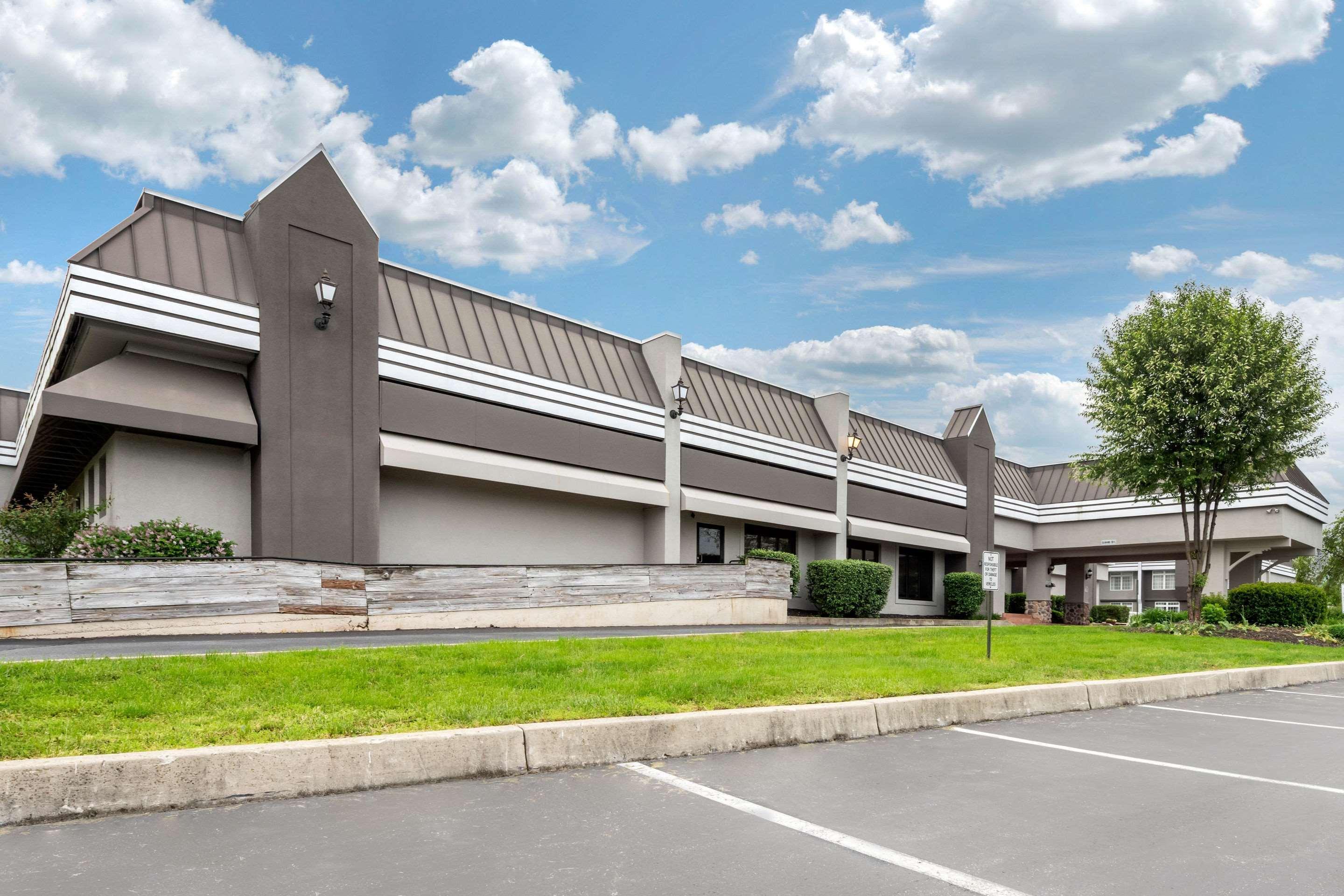 Clarion Hotel And Conference Center Harrisburg West New Cumberland Exteriér fotografie